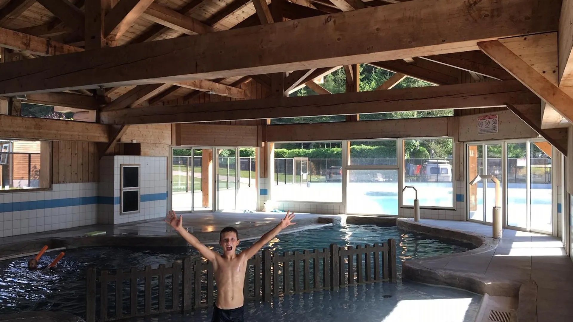 Appartement 10 Pers Avec Piscine Couverte Pres Des Pistes Et Services Pratiques Au Grand-Bornand - Fr-1-467-105 Le Grand-Bornand France